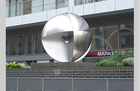 The still centre of the turning world sculpture by Dick Onians